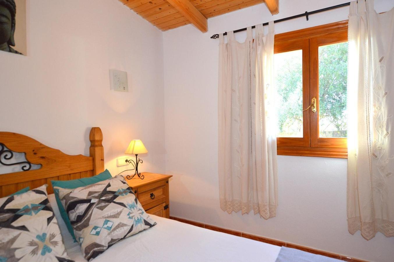 Finca Con Piscina Es Blanquer Pensionat Exteriör bild