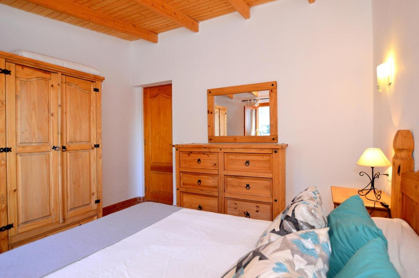 Finca Con Piscina Es Blanquer Pensionat Exteriör bild