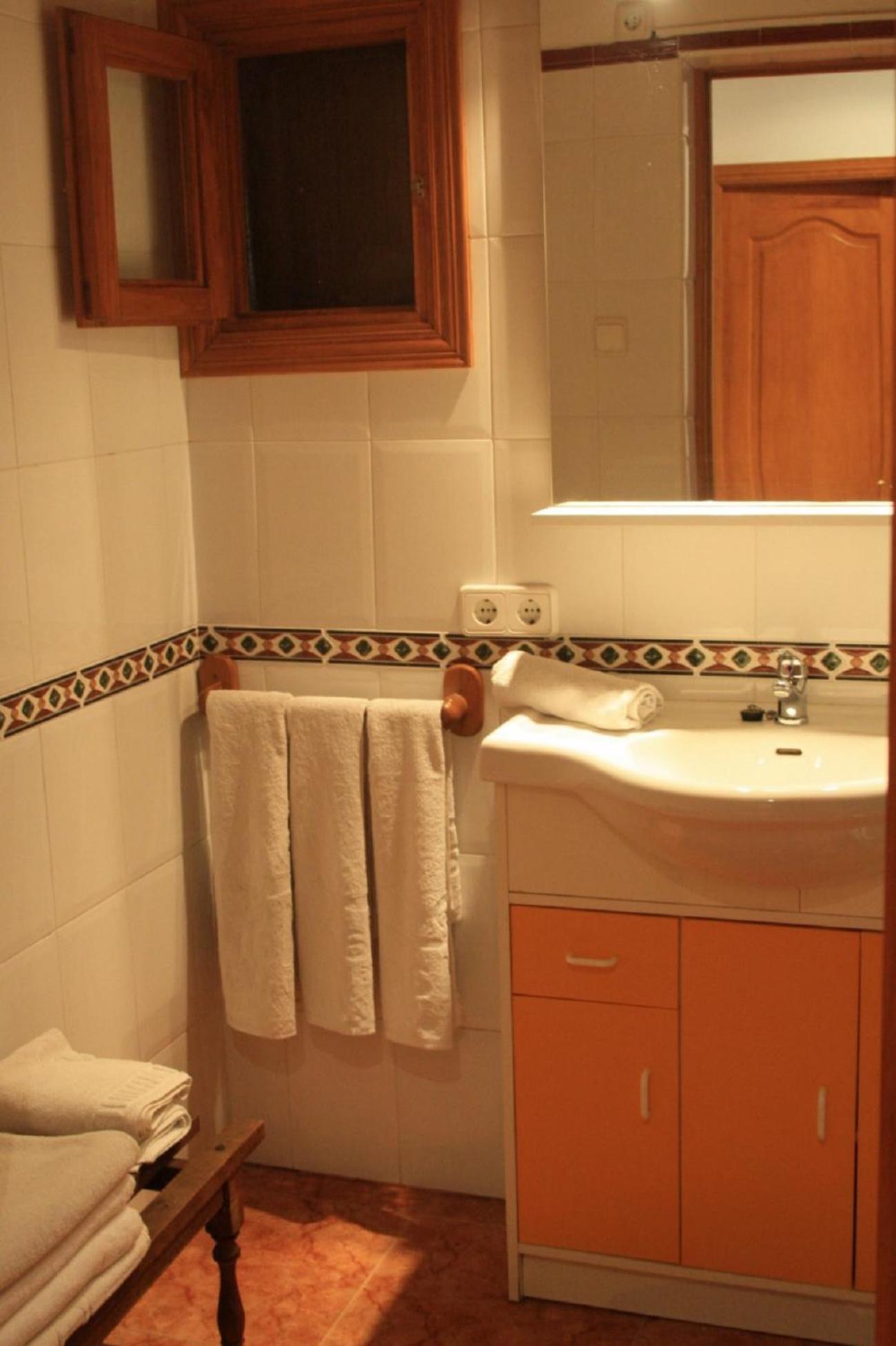 Finca Con Piscina Es Blanquer Pensionat Exteriör bild