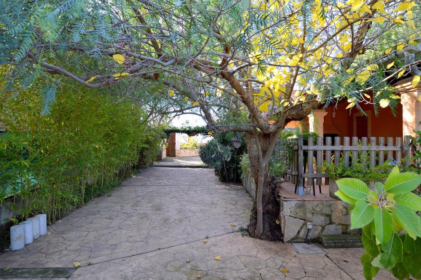 Finca Con Piscina Es Blanquer Pensionat Exteriör bild